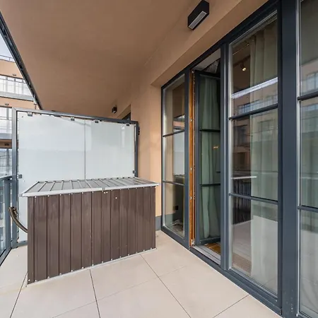 Lofts & Rosegold Luxury In Elegant 1br With Balcony In Center 아파트 *