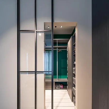 Lofts & Rosegold Luxury In Elegant 1br With Balcony In Center 아파트