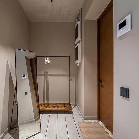 Lofts & Rosegold Luxury In Elegant 1br With Balcony In Center