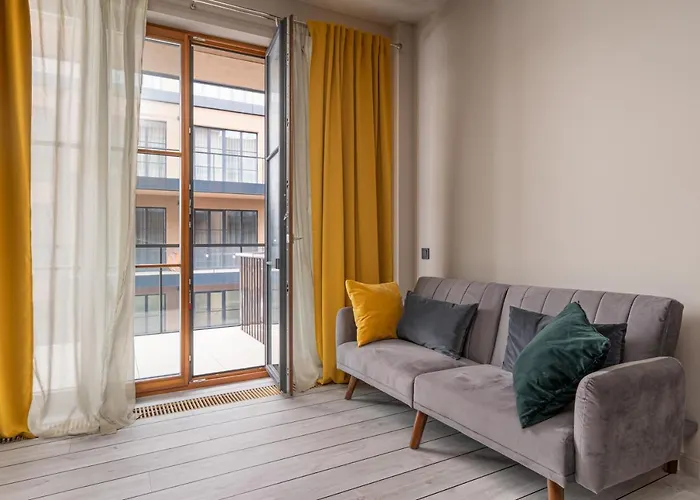 Lofts & Rosegold Luxury In Elegant 1br With Balcony In Center Апартаменты Рига