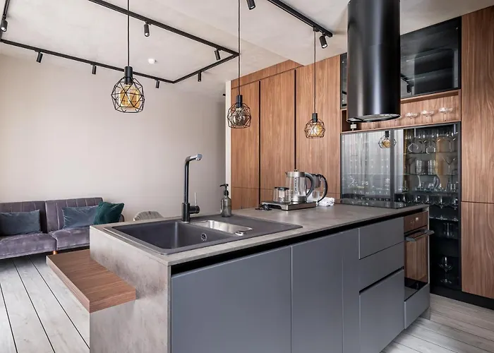 Lofts & Rosegold Luxury In Elegant 1br With Balcony In Center Riga