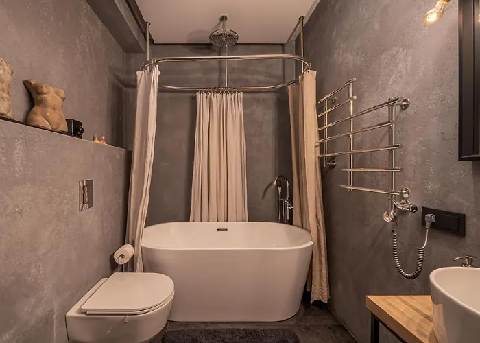 Lofts & Rosegold Luxury In Elegant 1br With Balcony In Center Апартаменты Рига