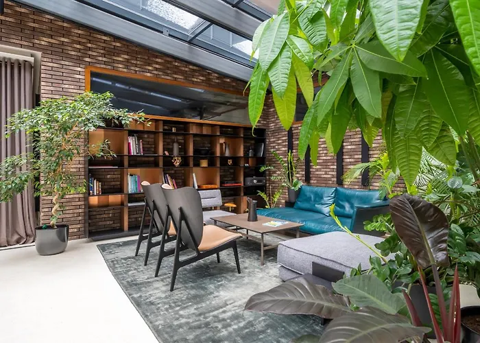 Lofts & Rosegold Luxury In Elegant 1br With Balcony In Center Riga