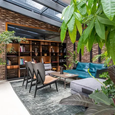 Lofts & Rosegold Luxury In Elegant 1br With Balcony In Center Riga